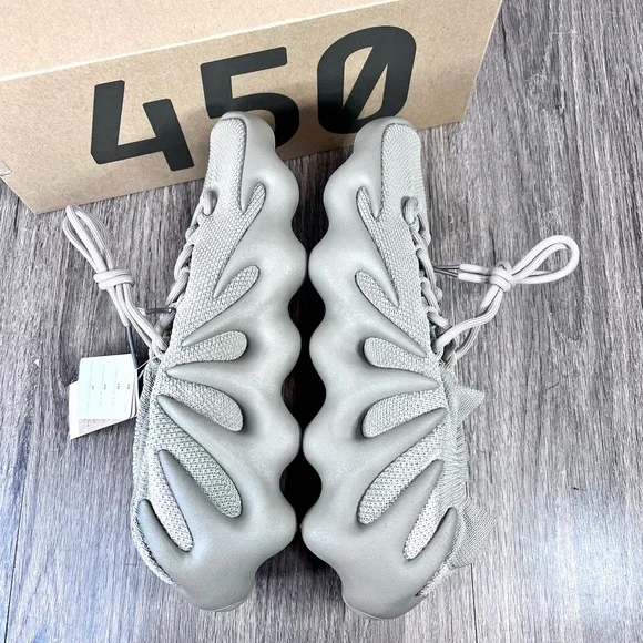 *Yeezy | 450 Cloud Sneaker Stone Flax Size 10 - Picture 5 of 15